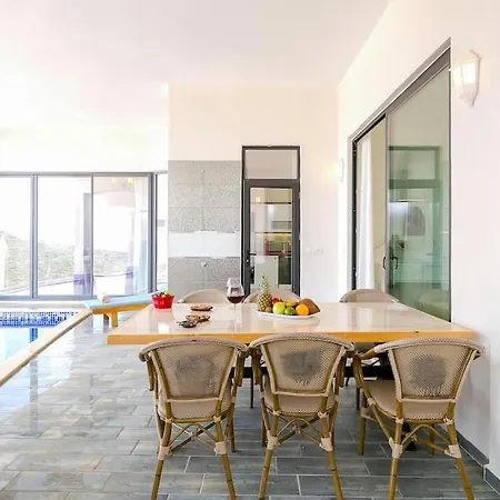 Villa Antik- Hill *